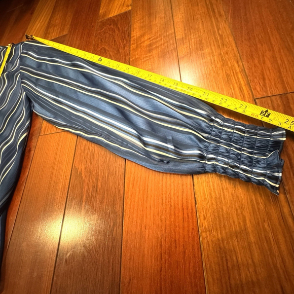 New WHITE HOUSE BLACK MARKET Blue Striped Surplus Shirt Size:M Wrap Blouse - Picture 9 of 13